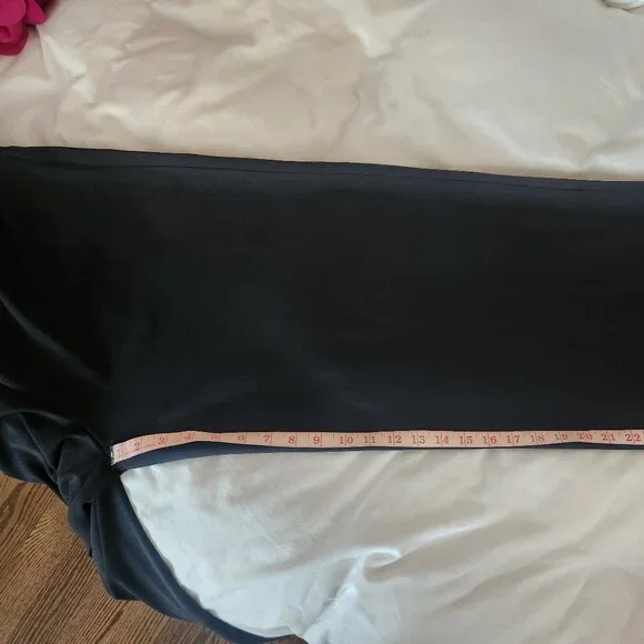 $165 retail-NWOT-Michael Kors Astor Women's Black Crepe Jumpsuit - Size M PETITE - Picture 13 of 16